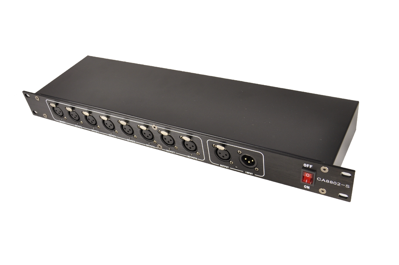 CA8802S 8路放大器(帶鎖卡儂座) CA8802S 8路放大器(帶鎖卡儂座)